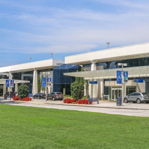 GSP airport outside terminal